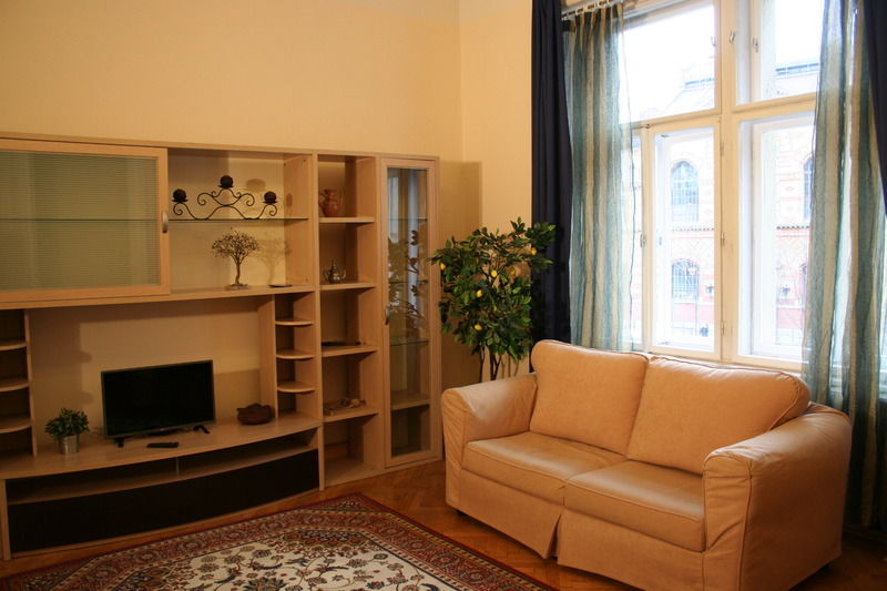 Walking Bed Budapest Hostel ภายนอก รูปภาพ